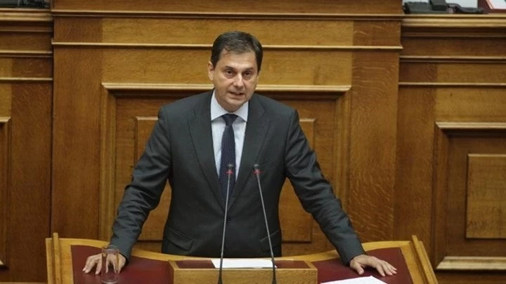 Χάρης Θεοχάρης: Ποιος είναι ο υπουργός Τουρισμού